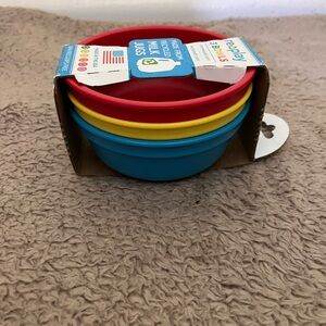 Replay 3 Bowl Set Red, Yellow and Blue NWT